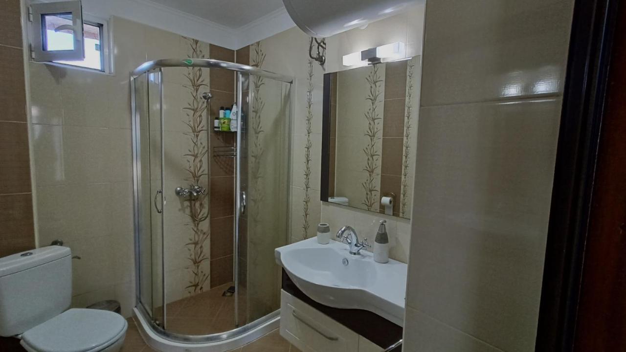 Nikolovi Home Apartments Pomorie Exteriör bild